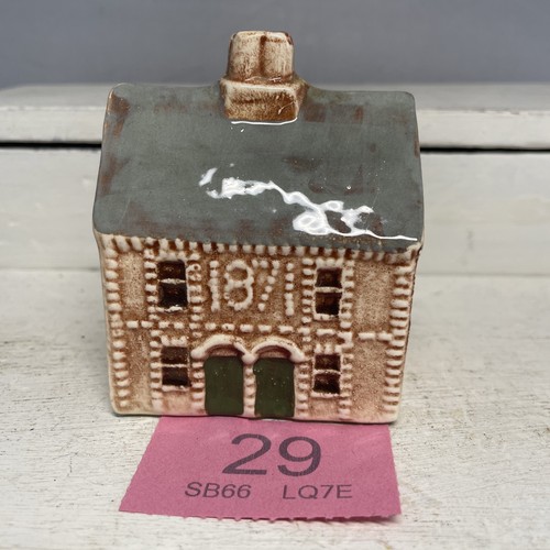 Victorian semi mudlen - 29,