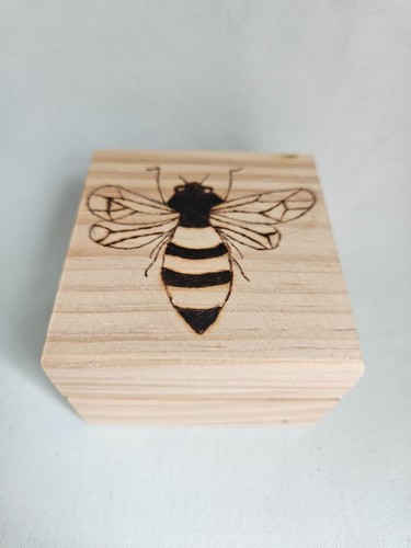 Small handburnt wooden - wooden, trinket