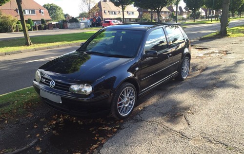 Breaking golf gti 25th - vw,
