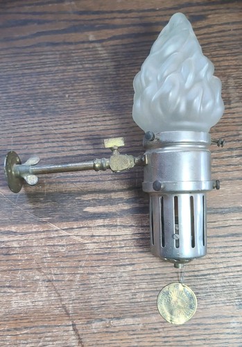 Art deco flame torch - torch, ridge