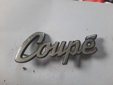 Morris Marina Coupe car emblem