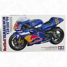 Tamiya Red Bull Yamaha Wcm Yzr500'99 1/12 Motorcycle Series