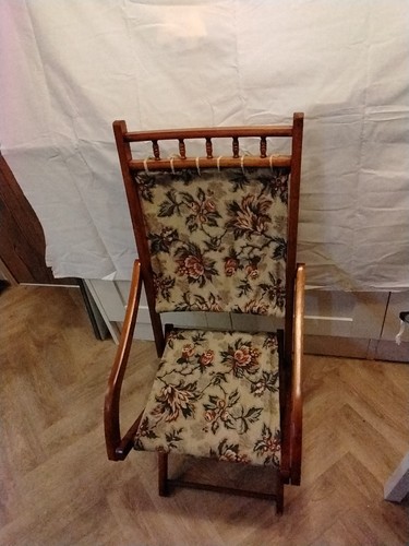 Vintage child wooden deck - child's,