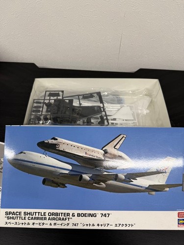 Hasegawa space shuttle 747 - space,