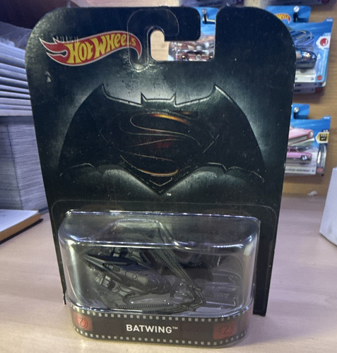 Hot wheels collectors batman - hot,