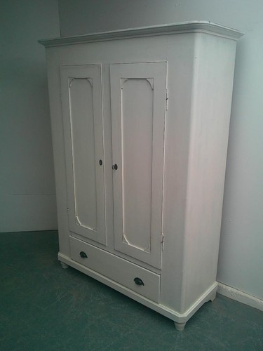 Lovely painted white antique - lovely,