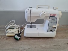 Vintage Singer Featherweight 100 Electric Sewing Machine And Pedal