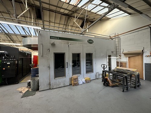 Spray booth dalby genesis - booth, q