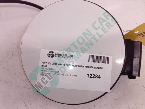 Fiat 500 2007 white fuel - 2007, flap