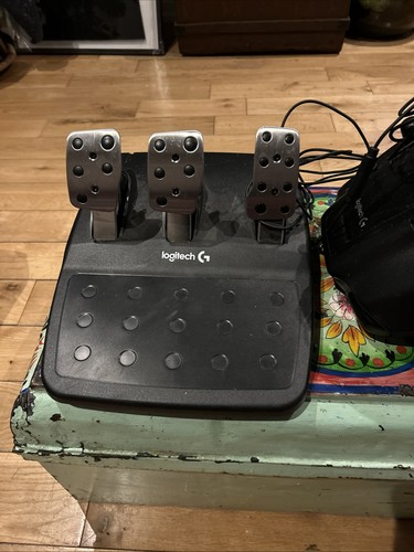 Xbox steering wheel pedals - wheel,