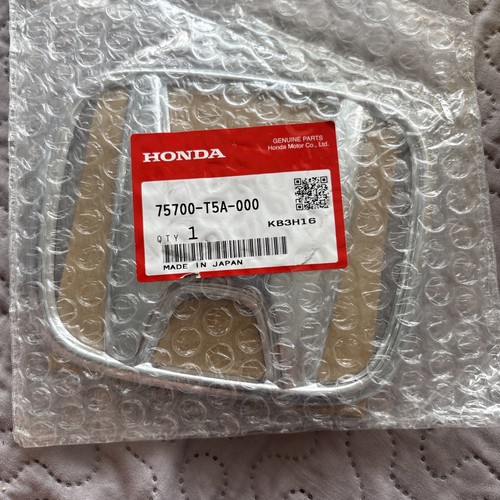 Honda front badge chrome - honda,
