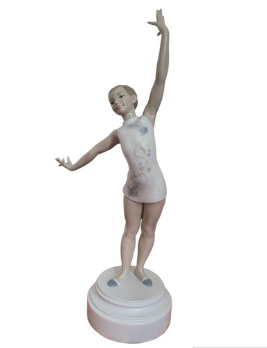 Lladro figurine gymnasts rrp - figurine,
