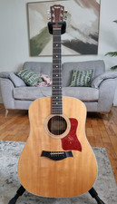 Taylor 210 Gloss Top Acoustic