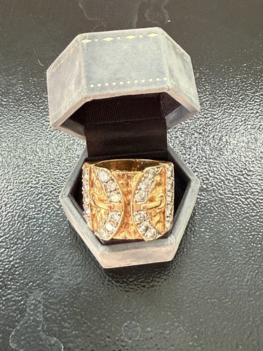 9ct solid gold - solid, keeper