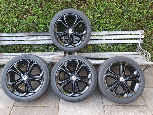Vauxhall vxr alloy wheels - 17",
