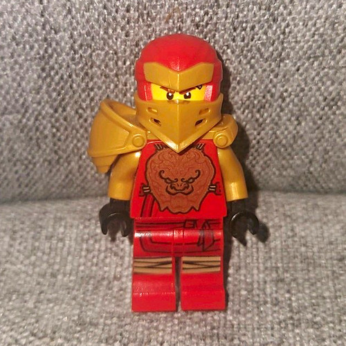 Lego minifigures red gold - &,