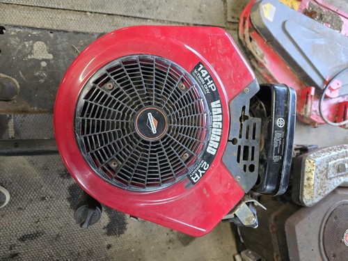Briggs and stratton 14hp hp - and,