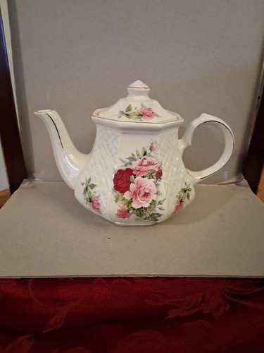 Vintage sadler windsor teapot - windsor,