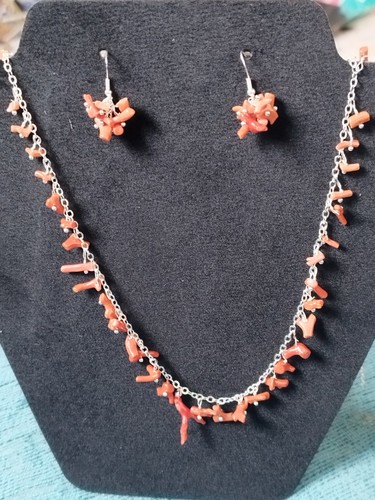 Dainty red orange sustainably