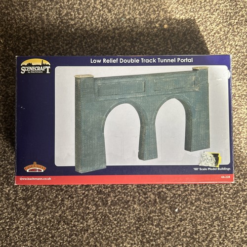 Bachmann scenecraft 228 - bachmann, low