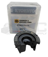 NEW CHANGER & DRESSER