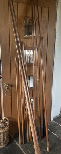 Vintage billiard cues 12 - billiard,