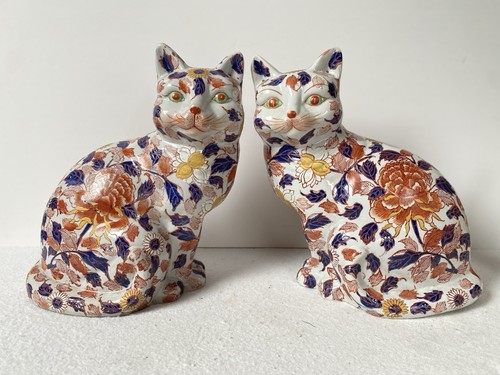 Japanese imari pair cats - imari,