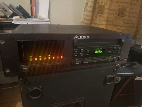 Alesis adat - alesis,