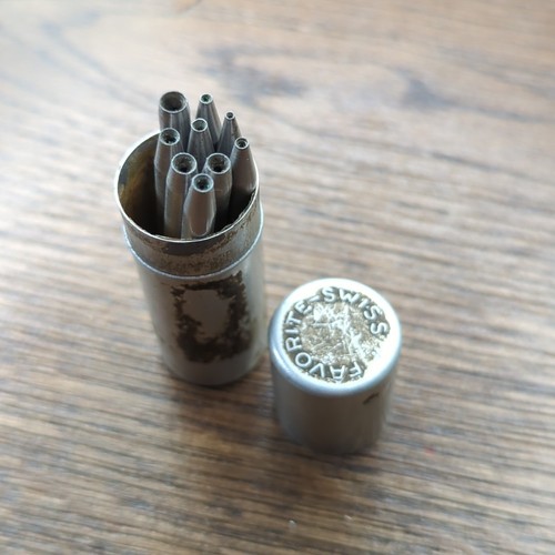 Vintage favorite swiss made - favorite,
