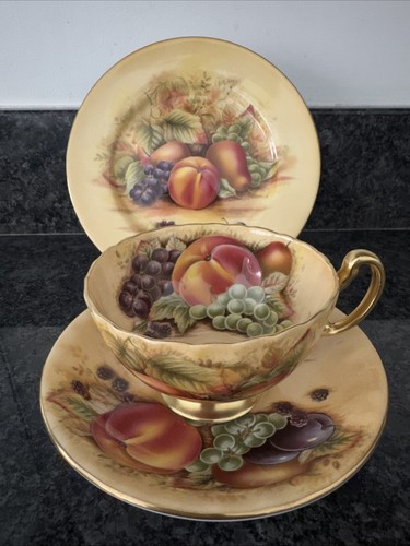Aynsley orchard gold trio - orchard,