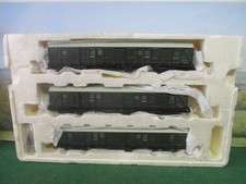 HORNBY 3 X UTILITY VAN SR