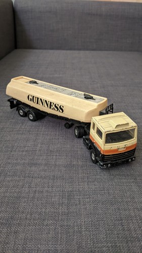 Corgi major ford truck - corgi,
