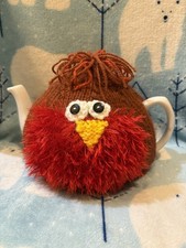 NEW HAND KNITTED ROBIN TEA COSY/COZY BIRTHDAY XMAS PRESENT GIFT CRAFT  