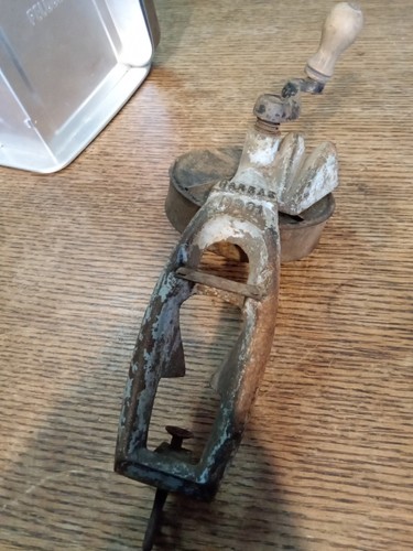 Vintage cast iron harras - vintage, no.81