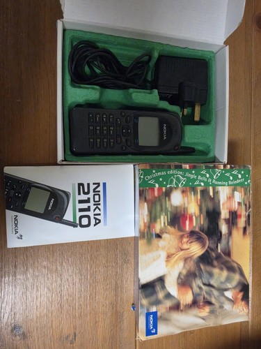 Vintage nokia 2110 mobile - nokia,