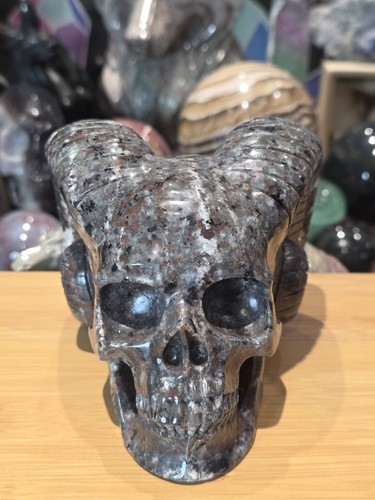 Yooperlite ram skull - ram, 1.5kg