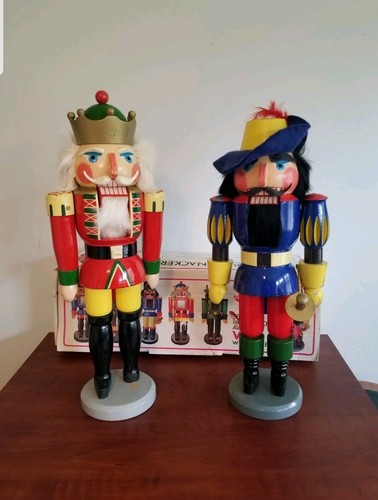 Vero christmas nutcrackers - christmas,