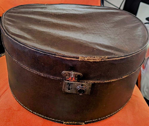 Vintage oval hat box brown - vintage,