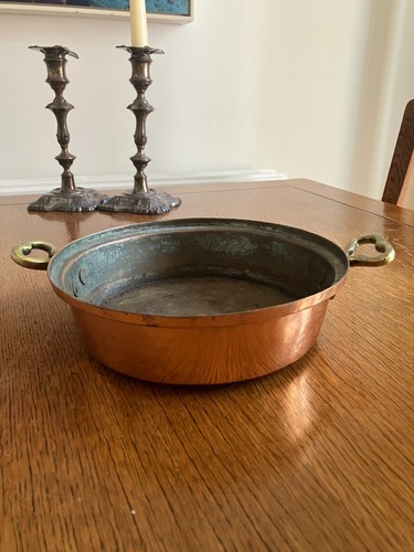 Vintage copper saute - , with