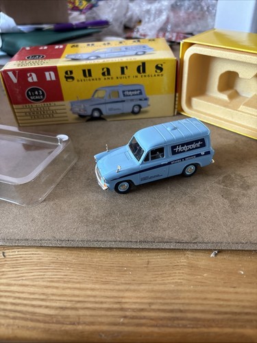 Vanguards va4002 ford anglia - va4002,