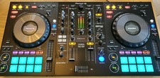 Pioneer DJ DDJ-800 2-Channel DJ Controller with Decksaver - Rekordbox CDJ Mixer