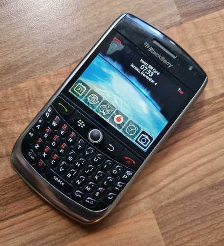 Blackberry curve 8900 - blackberry,