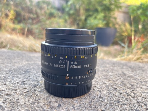Nikon nikkor 8 - af, f1:1.8