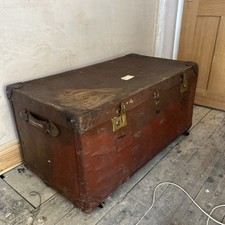 PUKKA Giant Trunk Steamer Chest Suitcase vintage