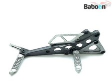 Footrest Hanger Right Suzuki