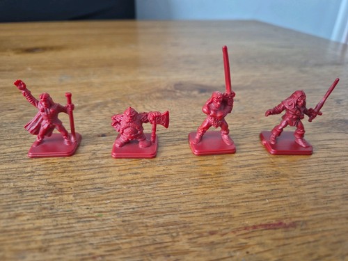 Heroquest hero figures - heroquest,