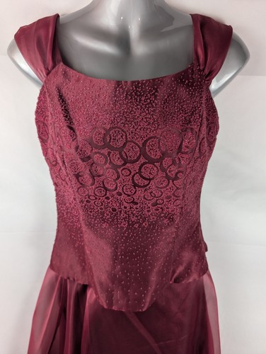 Coty circular swirled - circular,
