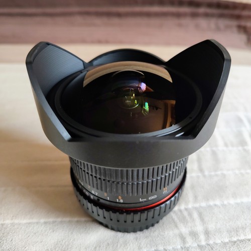 Samyang 8mm umc fish eye - samyang, f/3.5