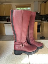 Moshulu Burgundy Leather Knee