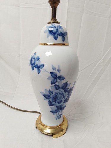 Beautiful blue white - &,